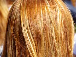 Color de pelo rubio-pelirrojo